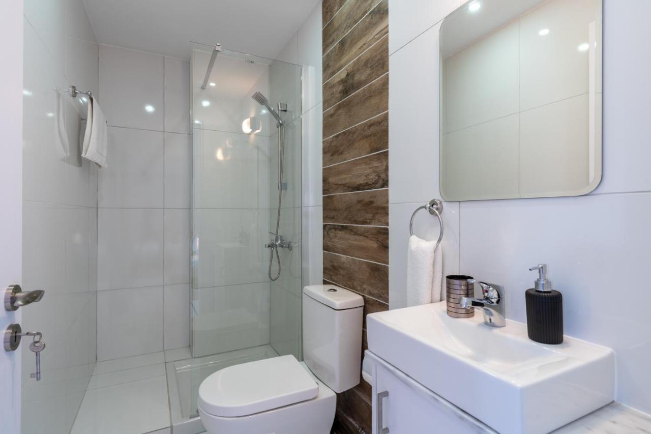 Livia Studio Apartment In Larnaca Zewnętrze zdjęcie